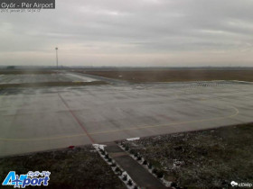 Imagen de vista previa de la cámara web Gyor - Pér airport